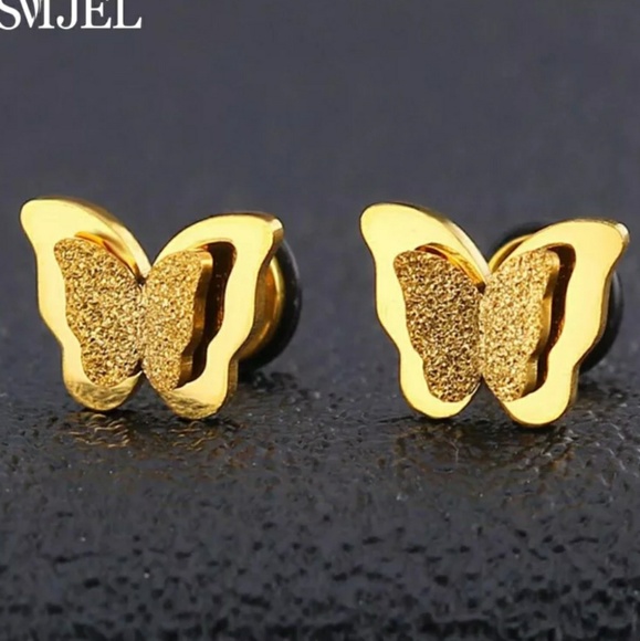 Jewelry - Gold-plated butterfly earrings.